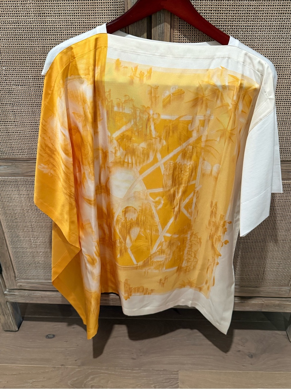 Salvatore Ferragamo Cream and Orange Lightweight Top